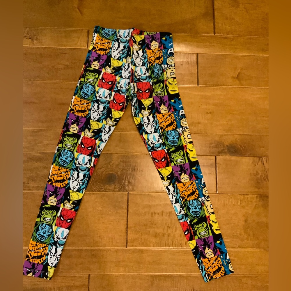 Marvel Leggings size Small